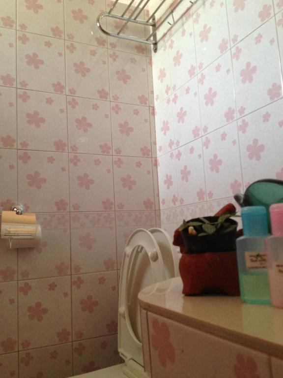 Chok-Wasana Guest House Mae Sariang Zimmer foto