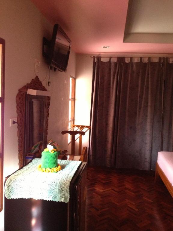Chok-Wasana Guest House Mae Sariang Zimmer foto