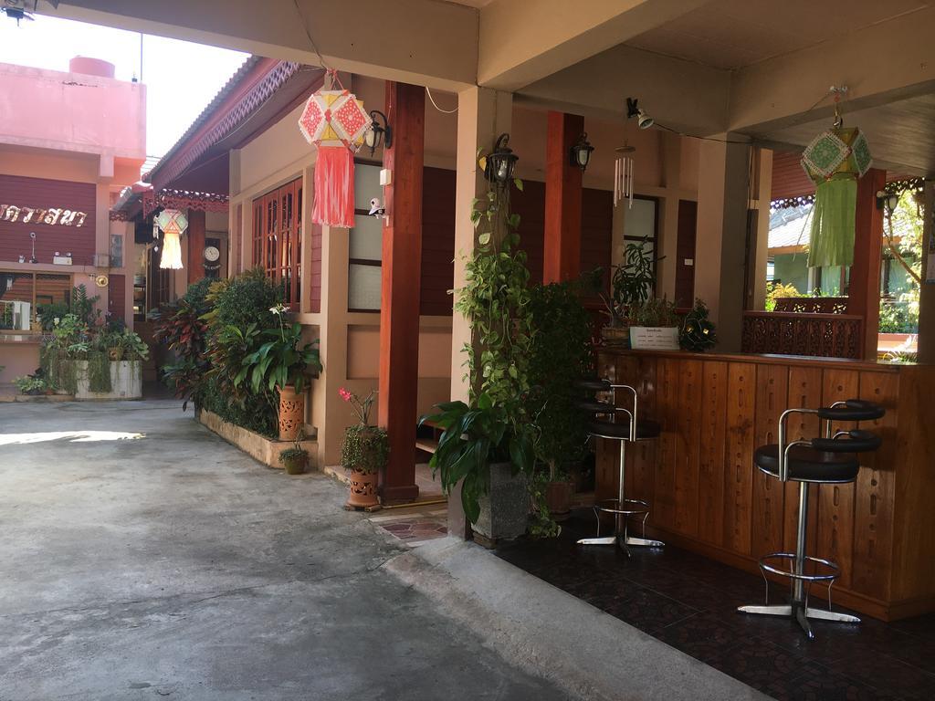 Chok-Wasana Guest House Mae Sariang Exterior foto