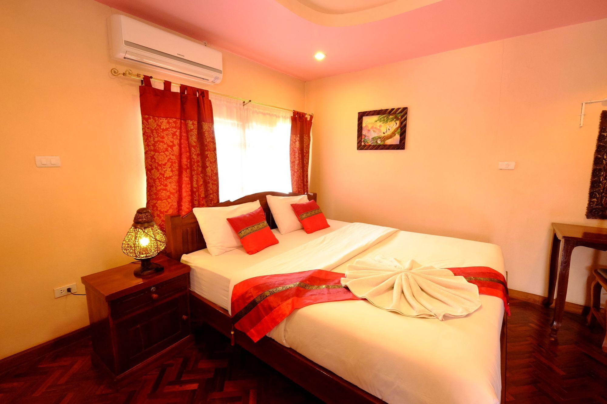 Chok-Wasana Guest House Mae Sariang Exterior foto